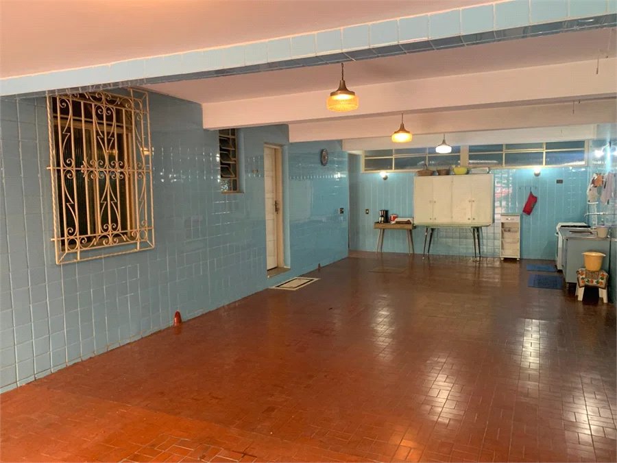 Casa à venda com 6 quartos, sendo 2 suítes,  em Parque São George, Cotia, SP