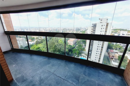 Apartamento à venda com 4 quartos, sendo 2 suítes,  em Alto da Lapa, São Paulo, SP