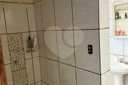 Casa à venda com 2 quartos no Centro, Araraquara, SP