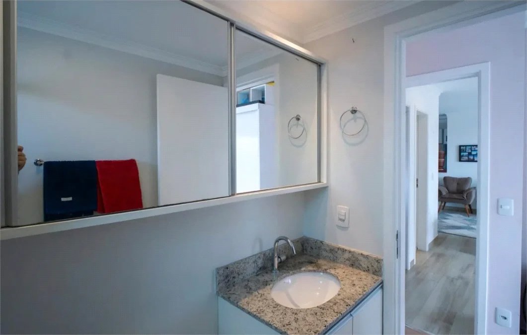 Apartamento à venda com 3 quartos, sendo 1 suíte,  em Jardim das Vertentes, São Paulo, SP