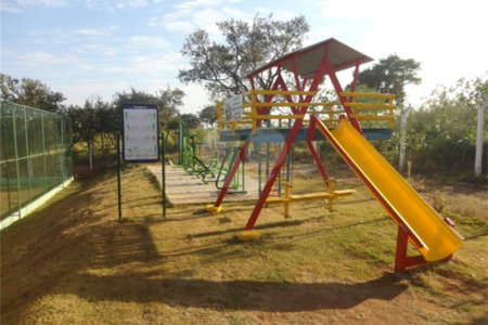Terreno à venda com 1 suíte no condomínio Bosque dos Cambarás, Valinhos - SP