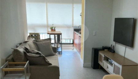 Apartamento à venda com 3 quartos, sendo 1 suíte, em Parque São Jorge, São Paulo, SP