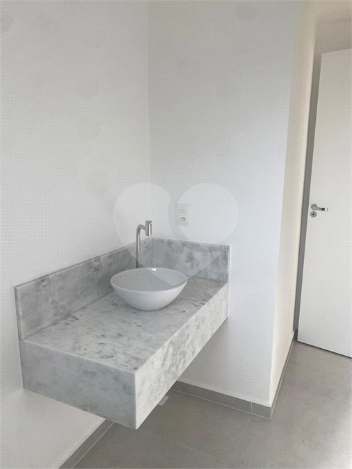 Casa à venda com 2 suítes no condomínio Vila Ilha de Creta, Valinhos - SP