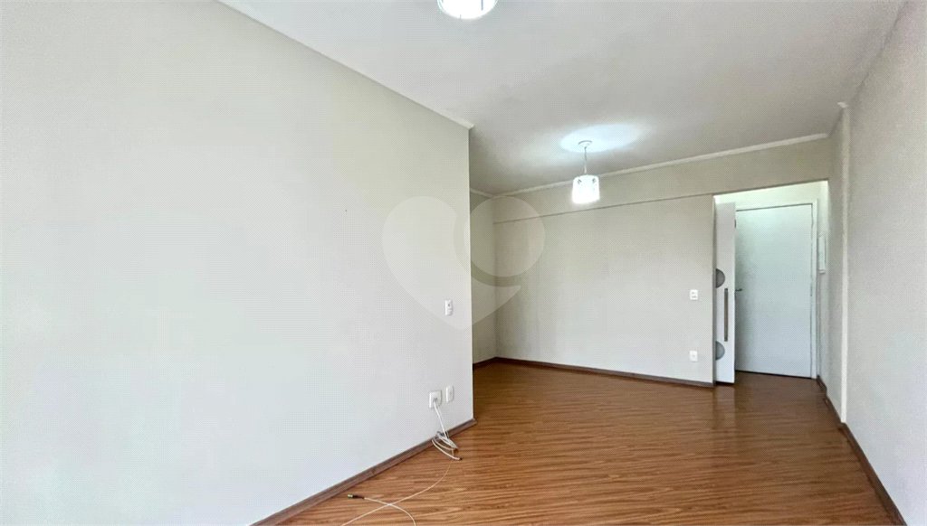 Apartamento à venda com 3 quartos, sendo 1 suíte,  em Vila Campestre, São Paulo, SP