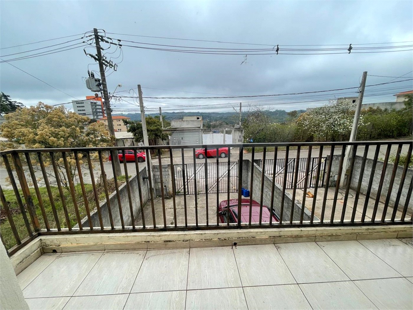 Sobrado à venda com 2 quartos, sendo 1 suíte, em Loteamento Jardim do Sol (mailasqui), São Roque, SP