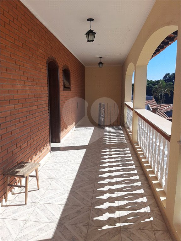 Casa à venda com 3 quartos, sendo 1 suíte, no Centro, Vinhedo, SP