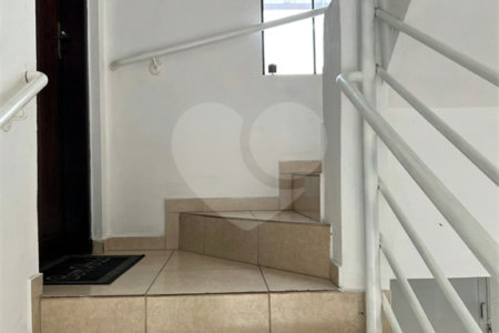 Prédio à venda com 7 quartos no Centro, Votorantim, SP