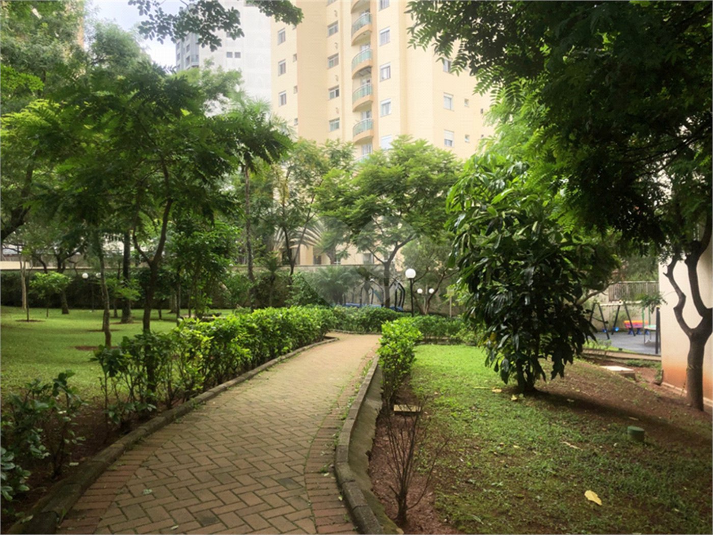 Apartamento à venda com 3 suítes em Lar São Paulo, São Paulo, SP