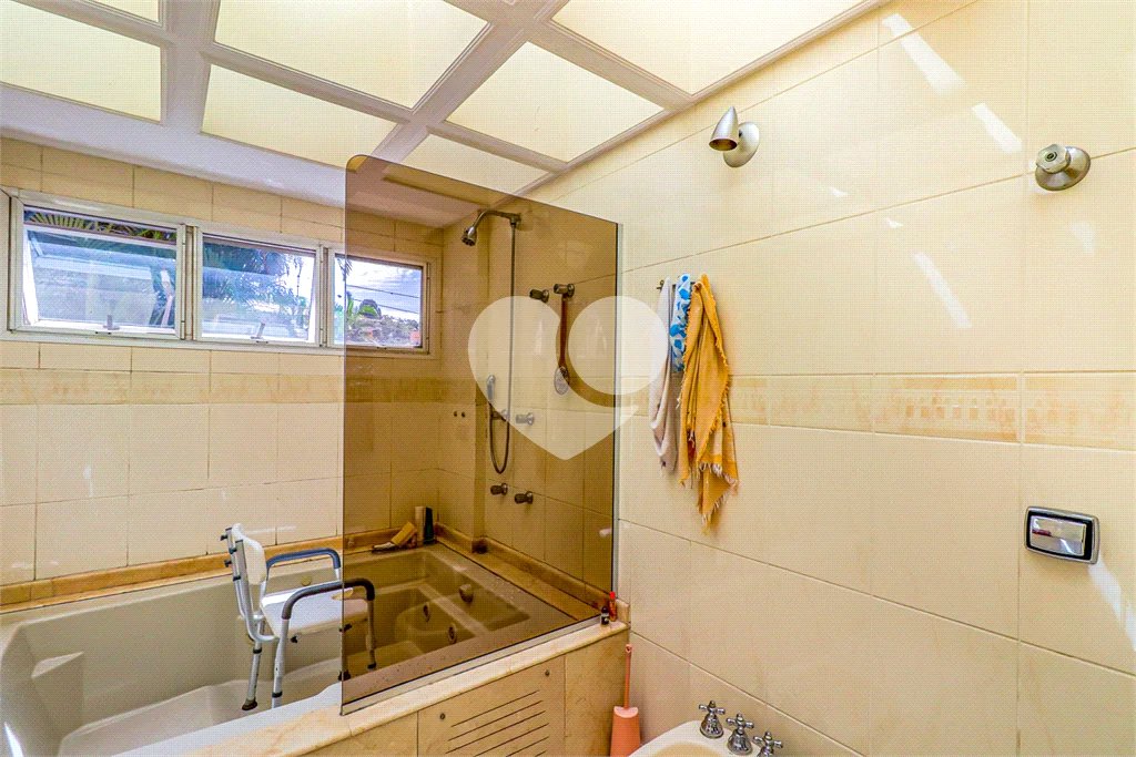 Casa de Vila à venda com 4 quartos, sendo 2 suítes,  em Butantã, São Paulo, SP