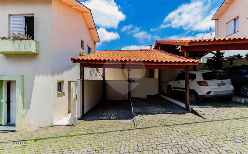 Casa à venda com 3 quartos, sendo 1 suíte,  no condomínio Villa Bella, São Paulo - SP