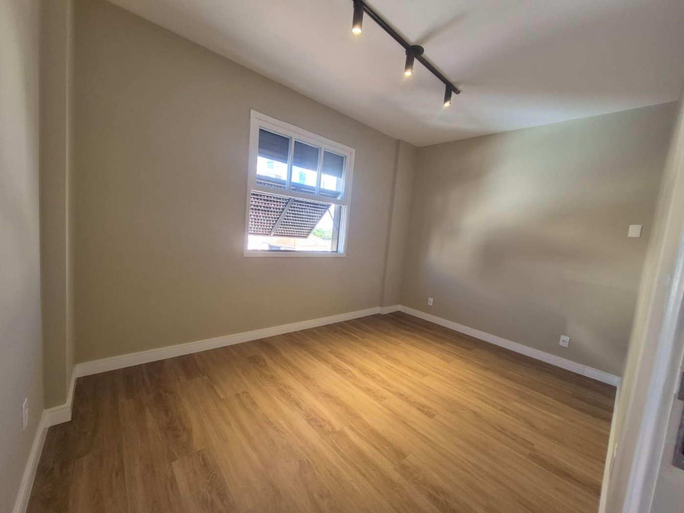 Apartamento com 2 dormitórios à venda, 81 m² por R$ 650.000,00 - Aparecida - Santos/SP