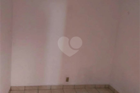 Casa à venda com 3 quartos em Jardim Gilda Maria, São Paulo, SP