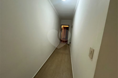 Casa à venda com 3 quartos, sendo 1 suíte, em Parque Santa Marta, São Carlos, SP