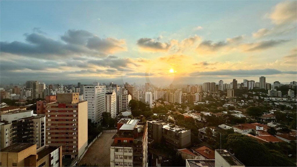 Apartamento à venda com 1 suíte em Cerqueira Cesar, São Paulo, SP
