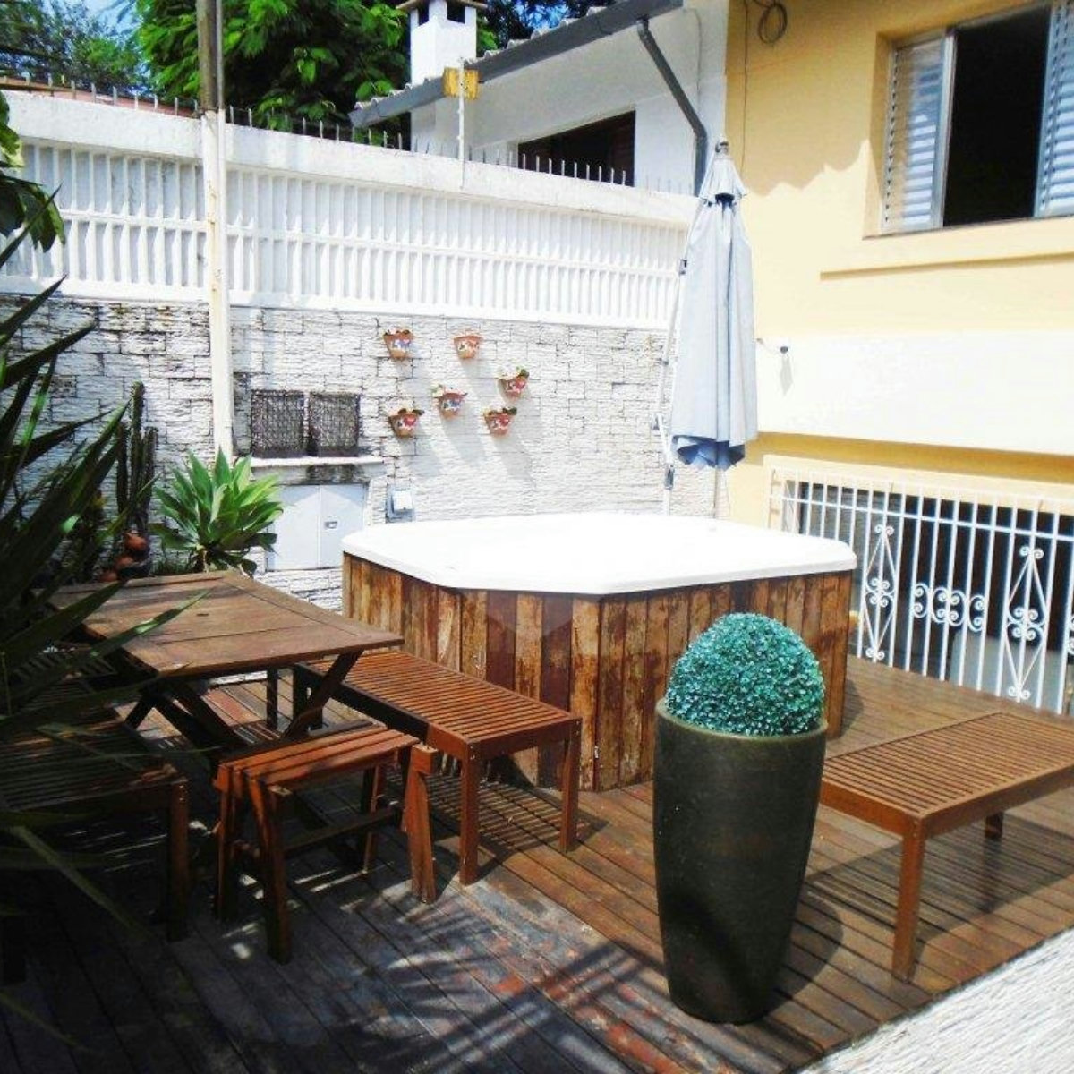 Casa à venda com 5 quartos, sendo 2 suítes, em Jardim Prudência, São Paulo, SP