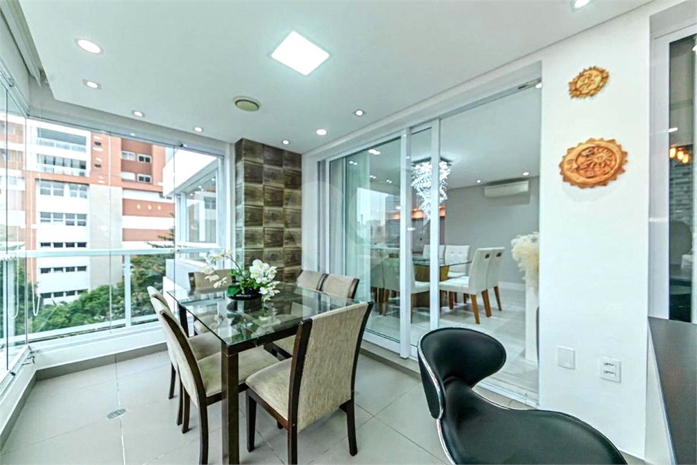 Apartamento à venda ou para alugar com 3 suítes em Cidade Monções, São Paulo, SP