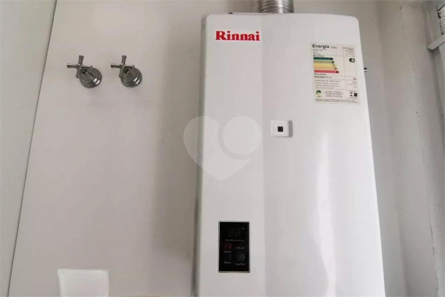 Apartamento à venda com 3 quartos, sendo 1 suíte, em Morumbi, São Paulo, SP