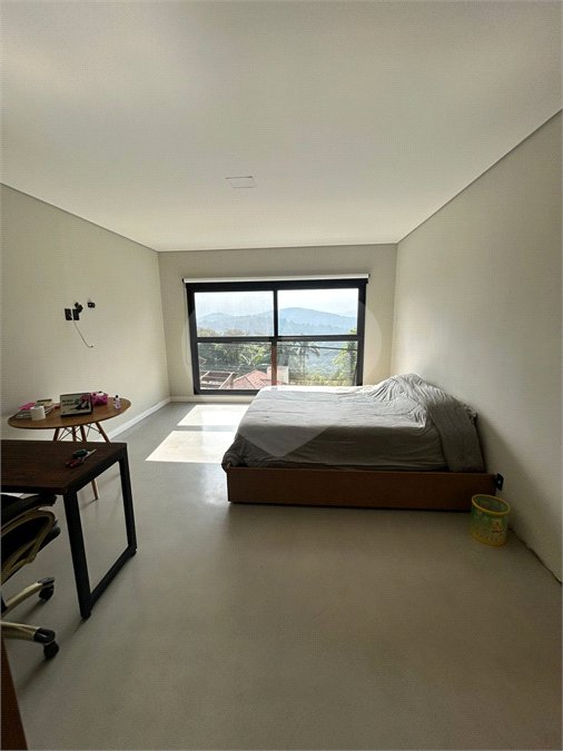 Casa à venda com 4 suítes no condomínio Residencial Bosque da Serra, Mairiporã - SP