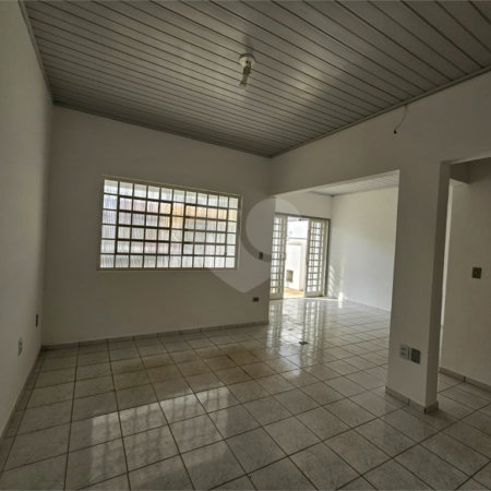 Casa à venda com 2 quartos, sendo 1 suíte, no Centro, Atibaia, SP