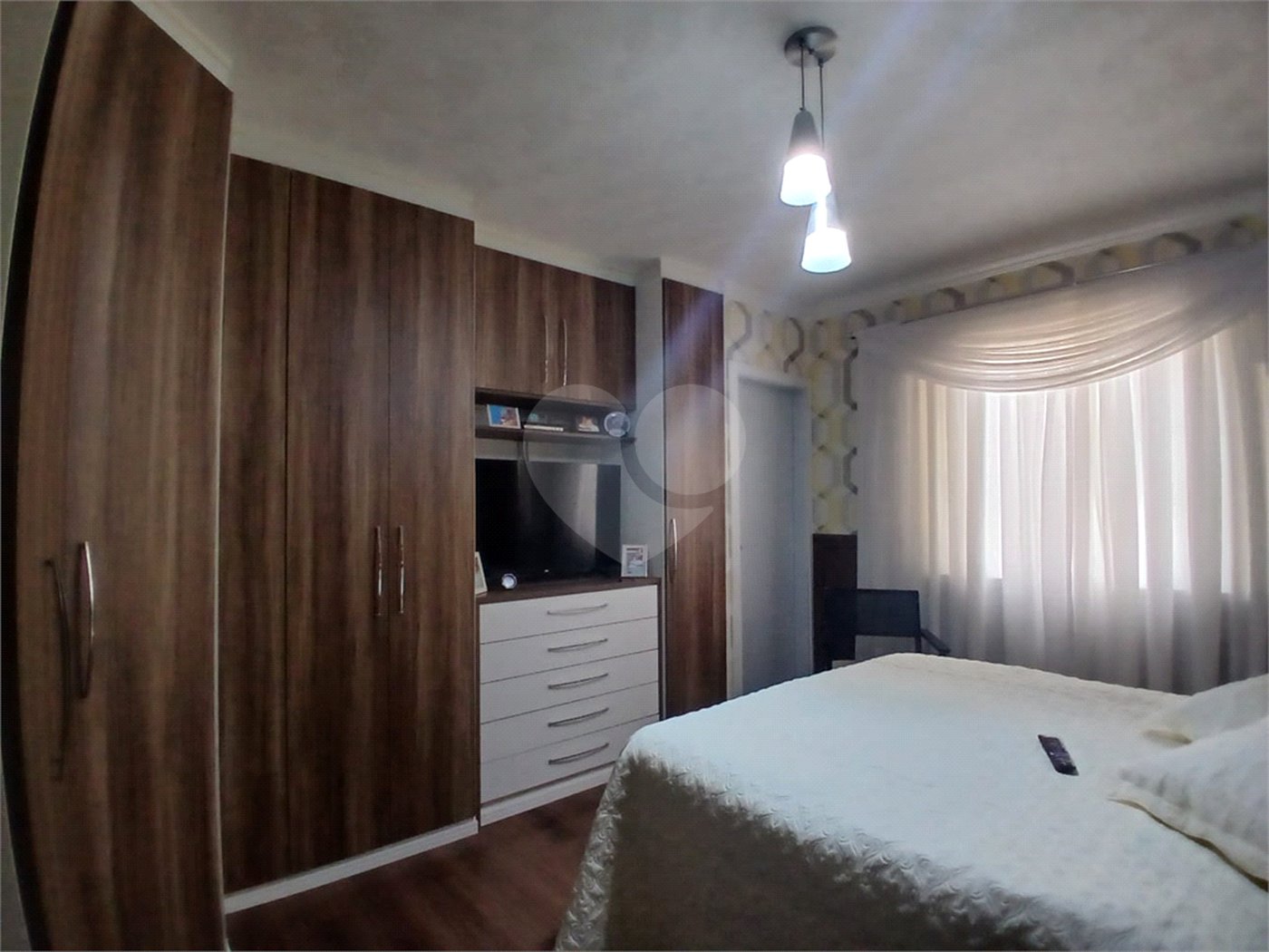 Casa à venda com 3 quartos, sendo 1 suíte,  em Esplanada Mendes Moraes, São Roque, SP