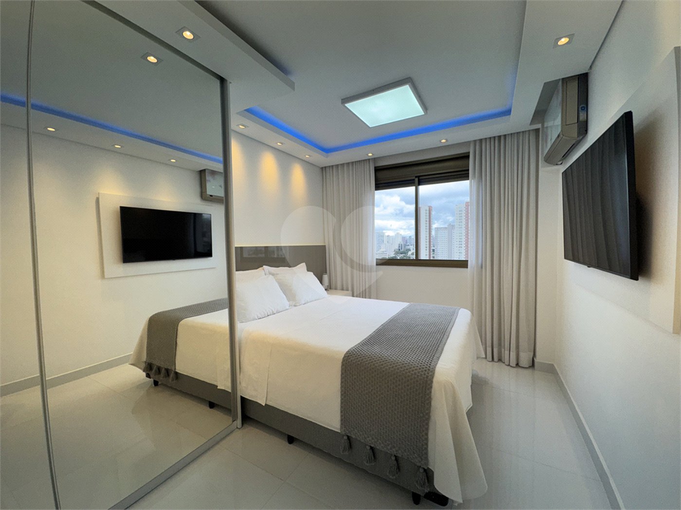 Apartamento à venda com 2 quartos, sendo 1 suíte, em Barra Funda, São Paulo, SP