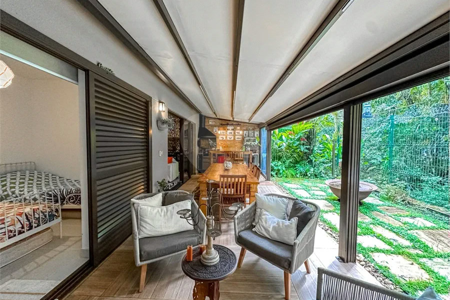 Villagio à venda com 3 quartos, sendo 1 suíte,  em Riviera de São Lourenço, Bertioga, SP