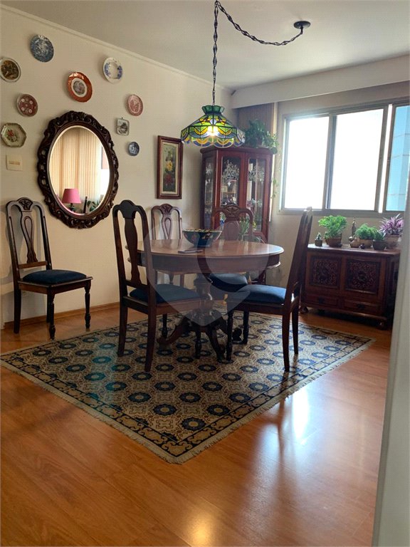 EXCELENTE APARTAMENTO 3DRMS 1STE - AREJADO E ILUMINADO NATURALMENTE