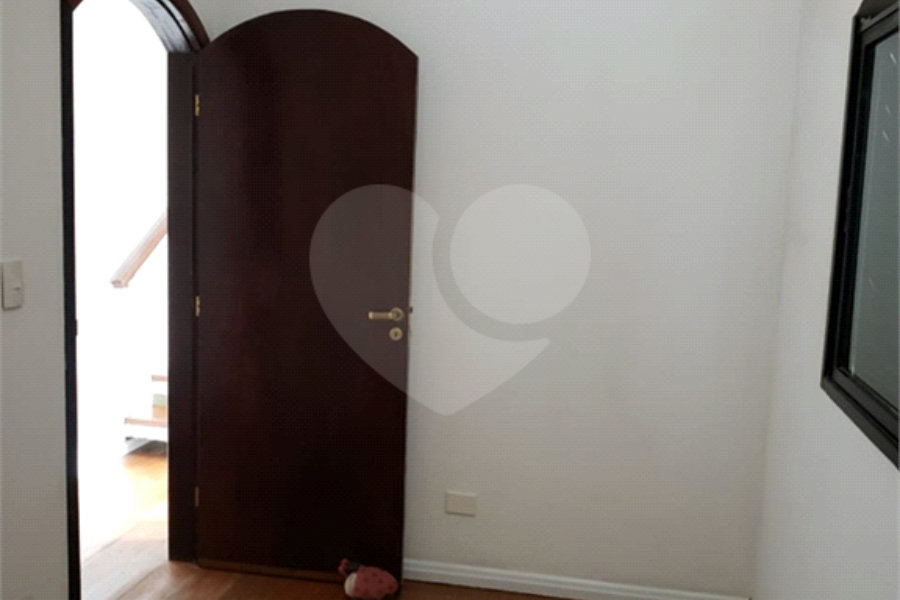 Sobrado à venda com 3 quartos, sendo 1 suíte,  em Vila Maria, São Paulo, SP