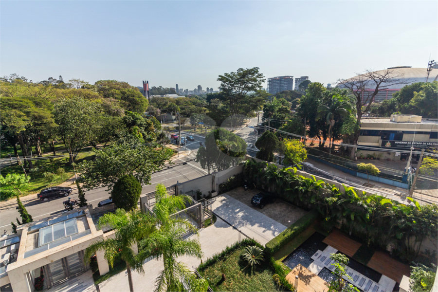 Apartamento à venda com 4 suítes em Ibirapuera, São Paulo, SP