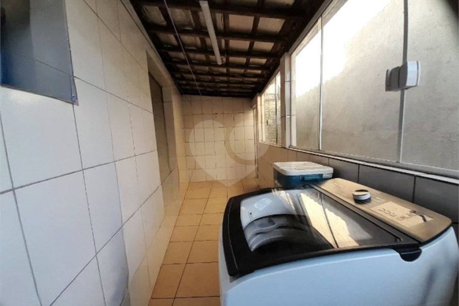 Sobrado à venda com 3 quartos, sendo 1 suíte,  em Saúde, São Paulo, SP