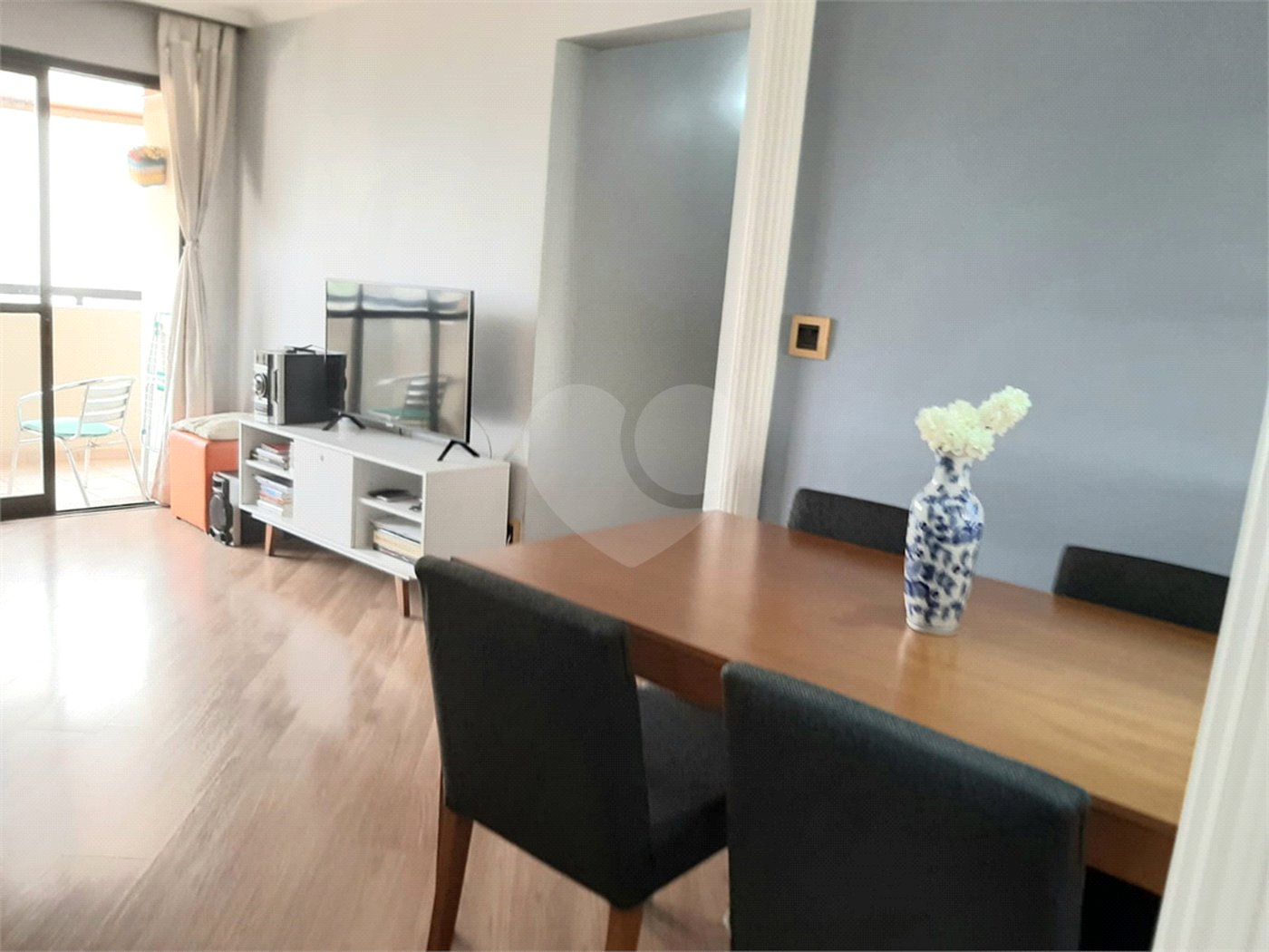 Apartamento à venda com 2 quartos, sendo 1 suíte,  em Vila Anglo Brasileira, São Paulo, SP