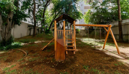 Apartamento à venda com 4 quartos, sendo 1 suíte,  em Jardim Paulistano, São Paulo, SP