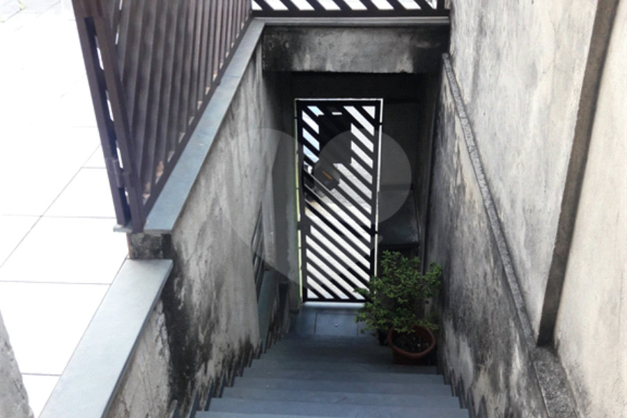 Sobrado à venda com 3 quartos, sendo 1 suíte, em Tremembé, São Paulo, SP