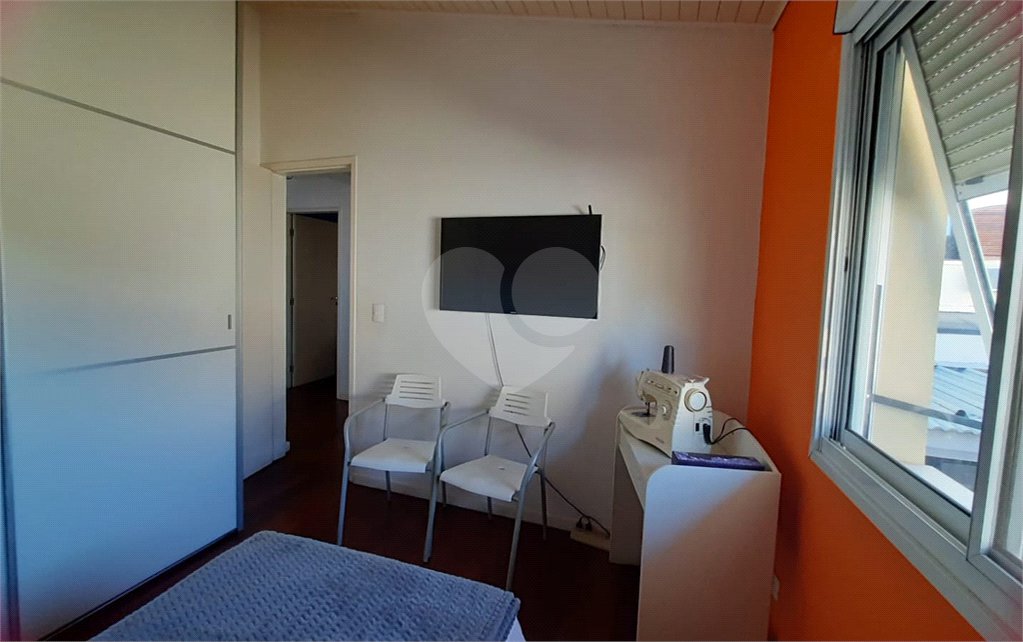 Casa à venda ou para alugar com 4 quartos, sendo 2 suítes, em City América, São Paulo, SP