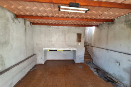 Sobrado à venda com 2 quartos em Vila Nivi, São Paulo, SP