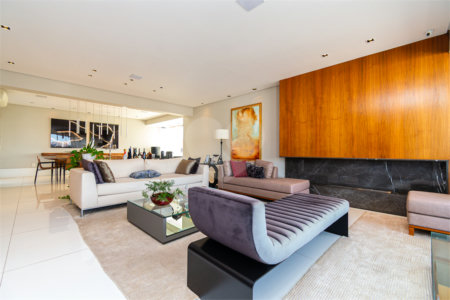 Apartamento à venda com 3 suítes em Vila Nova Conceição, São Paulo, SP