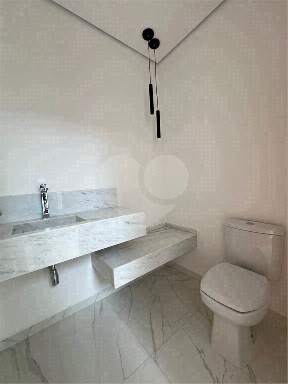 Casa à venda com 3 suítes no condomínio Spazio Design, Bragança Paulista - SP