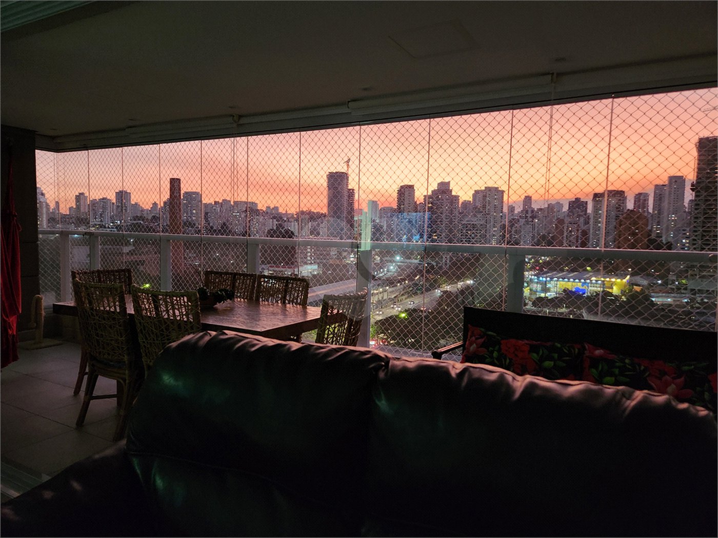 Apartamento à venda com 3 quartos, sendo 1 suíte, em Ipiranga, São Paulo, SP