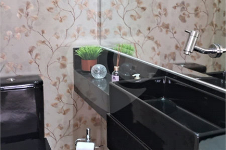 Apartamento à venda com 3 suítes em Santa Teresinha, São Paulo, SP