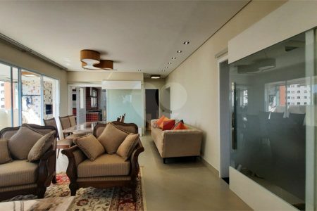 Apartamento à venda com 3 suítes em Jardim Marajoara, São Paulo, SP