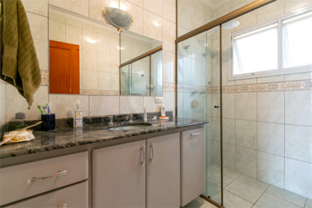 Casa à venda com 3 quartos, sendo 1 suíte,  em Vila Cordeiro, São Paulo, SP