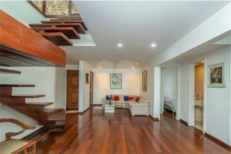 Apartamento à venda com 4 quartos, sendo 2 suítes,  em Barra da Tijuca, Rio de Janeiro, RJ