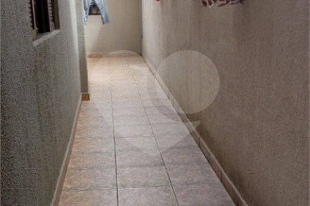 Sobrado à venda com 3 quartos, sendo 1 suíte, em Jardim Suzano, Suzano, SP