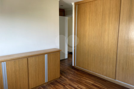 Apartamento à venda com 3 suítes em Jardim Ampliação, São Paulo, SP