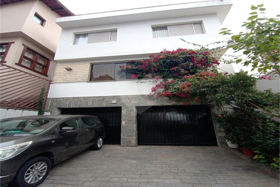 Casa à venda com 4 quartos, sendo 1 suíte, em Santana, São Paulo, SP