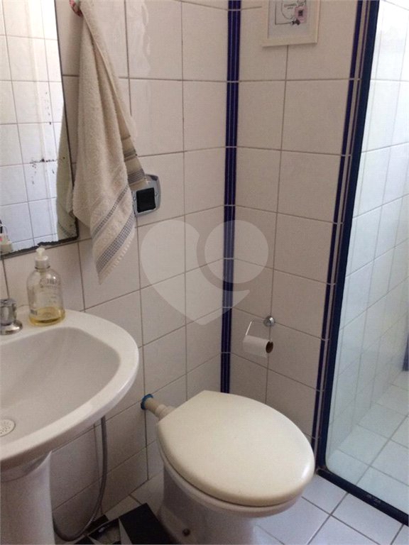 Sobrado à venda com 4 quartos, sendo 1 suíte, em Jardim Pinheiros, São Paulo, SP