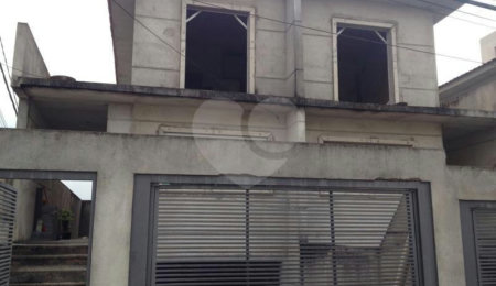 Sobrado à venda com 3 quartos, sendo 1 suíte,  em Imirim, São Paulo, SP