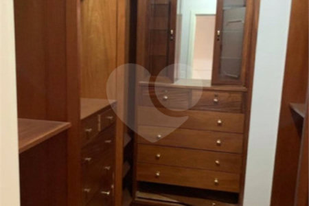 Apartamento à venda com 3 suítes em Vila Suzana, São Paulo, SP