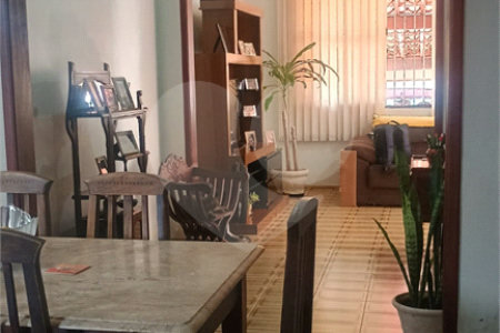 Casa à venda com 4 quartos em Santíssimo, Rio de Janeiro, RJ