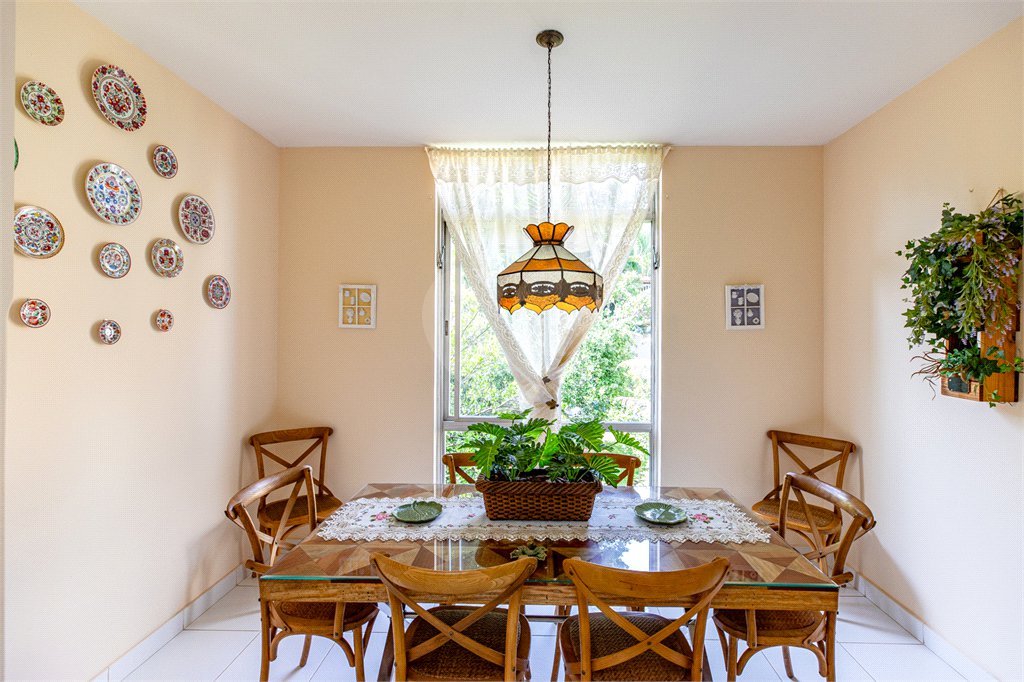 Casa de Vila à venda com 3 quartos, sendo 1 suíte, em Alto da Boa Vista, São Paulo, SP